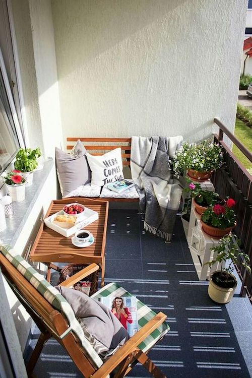 Balcon tip cafenea 