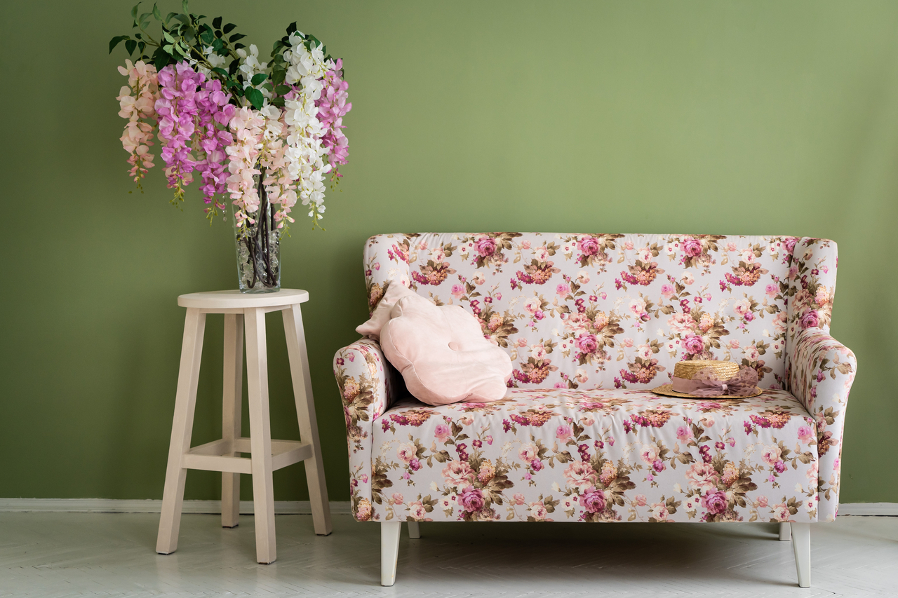 imprimeul-floral-mobilier